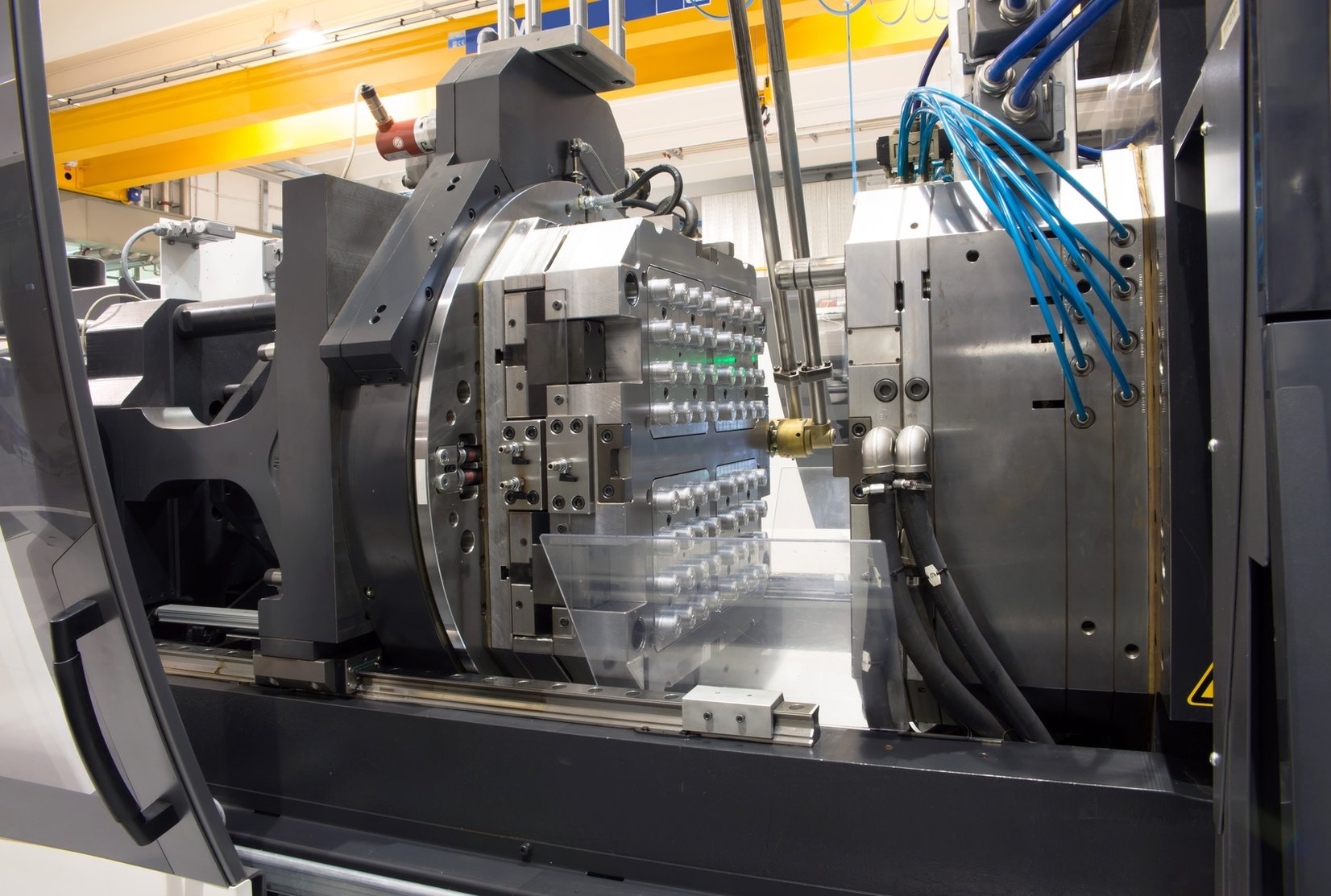 Thermoset Vs. Thermoplastic Injection Molding A Comparison